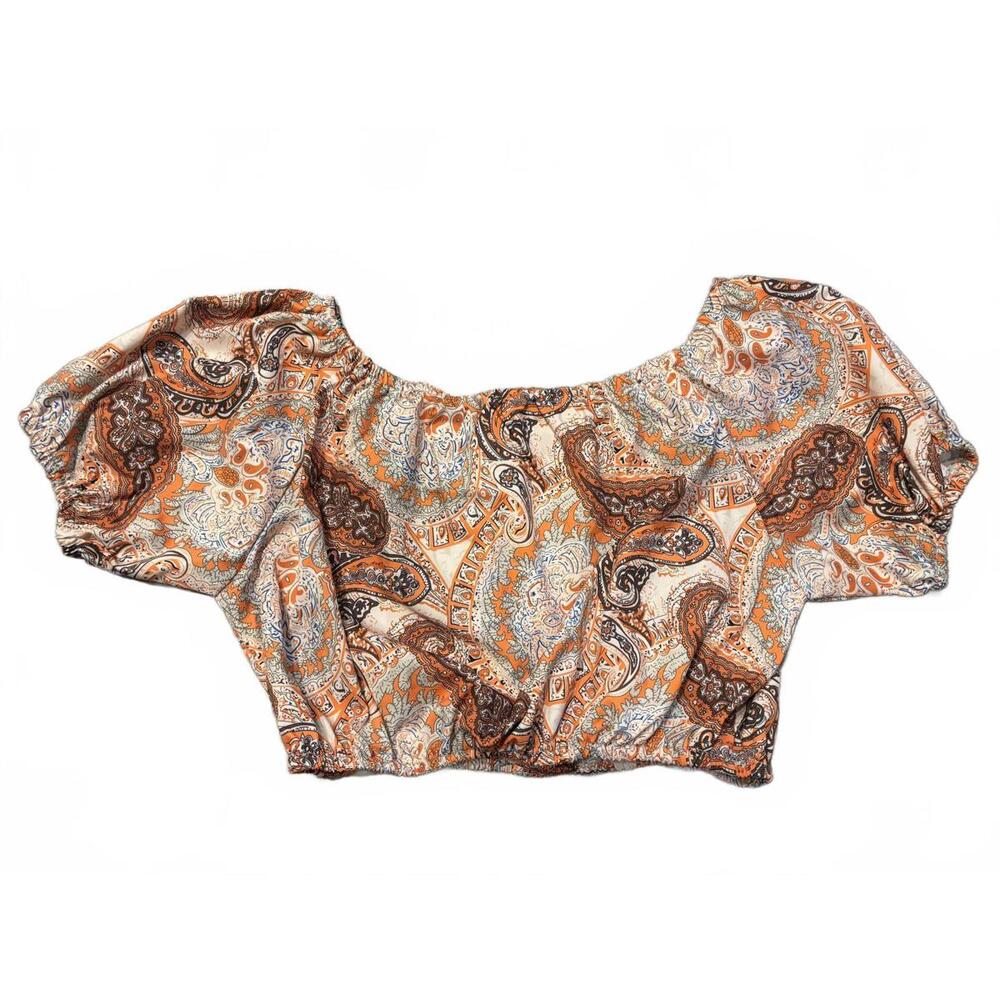 Boho Chic Puff Sleeve Crop Top - Elegant Paisley Print